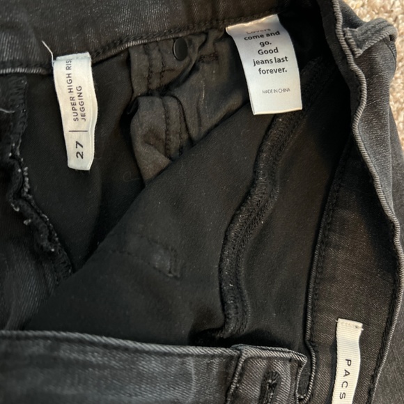 Jeans - Picture 4 of 4